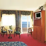 Hotel Napoleon 4*