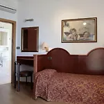 Otel Napoleon