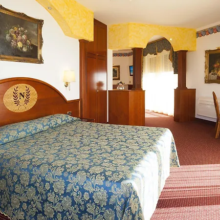 Napoleon 4* Lido di Jesolo