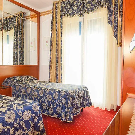 Napoleon 4* Lido di Jesolo