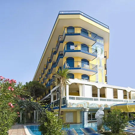 Napoleon Hotel
